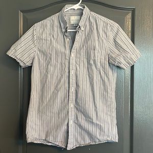 American Eagle button down shirt xs
